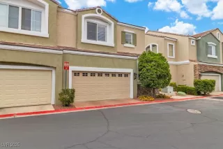 Photo #3: 2703244 Listing