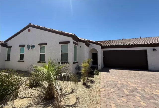 MLS: 2703254 Condo For Sale