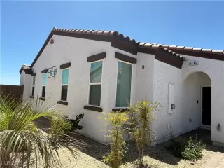 Photo #5: 2703254 Listing