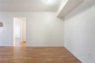 Photo #5: 2703289 Listing 