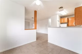 Photo #4: 2703295 Listing 