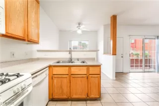 Photo #6: 2703295 Listing 