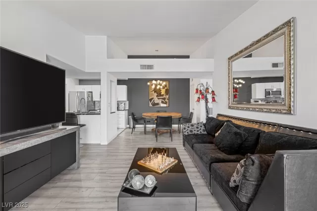 MLS: 2703365 Condo For Sale