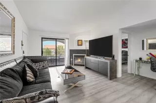 Photo #4: 2703365 Listing 