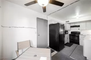 Photo #6: 2703367 Listing