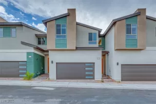 Photo #1: 2703387 Listing 