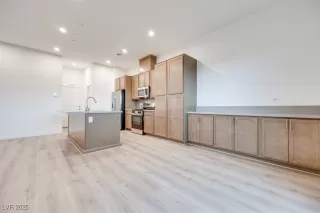 Photo #6: 2703387 Listing 