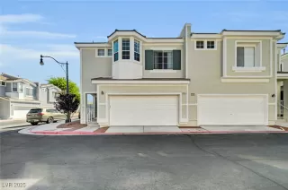 Photo #1: 2703401 Listing