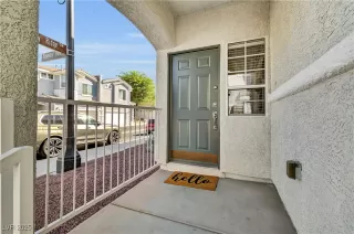 Photo #2: 2703401 Listing