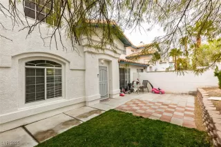 Photo #5: 2703412 Listing 