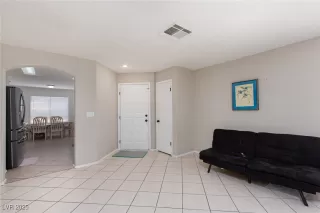 Photo #1: 2703417 Listing