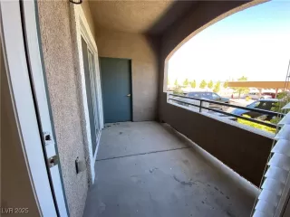 Photo #5: 2703430 Listing 