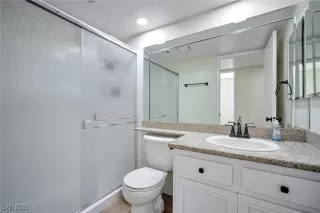 Photo #6: 2703472 Listing