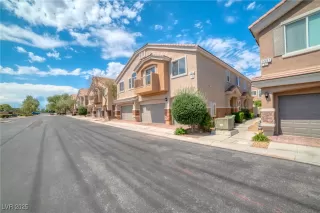 Photo #1: 2703473 Listing 