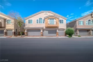 Photo #2: 2703473 Listing 