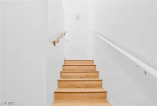 Photo #4: 2703473 Listing 