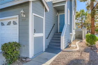 Photo #2: 2703496 Listing 