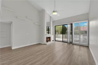 Photo #6: 2703519 Listing