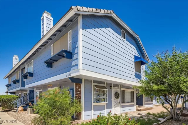 MLS: 2703524 Condo For Sale