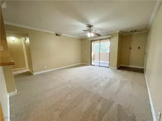 Photo #3: 2703538 Listing 