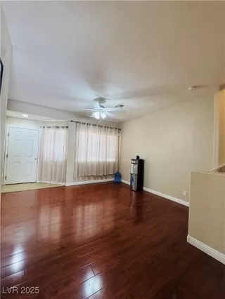 Photo #2: 2703600 Listing 