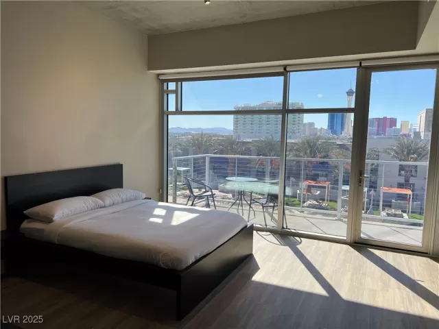 MLS: 2703603 Condo For Sale