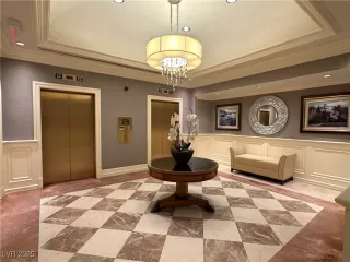 Photo #5: 2703610 Listing 