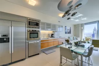 Photo #2: 2703629 Listing