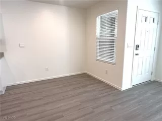Photo #3: 2703636 Listing 