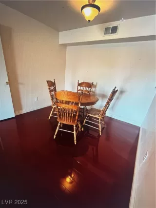 Photo #3: 2703639 Listing 