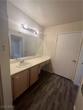 Photo #5: 2703650 Listing 