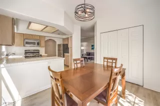 Photo #6: 2703666 Listing 