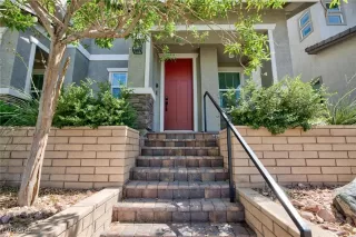 Photo #2: 2703668 Listing 