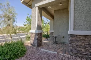 Photo #3: 2703668 Listing 