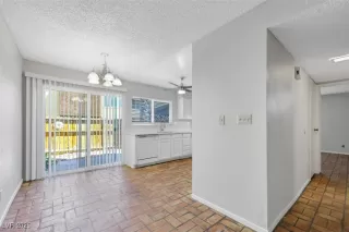 Photo #5: 2703680 Listing 