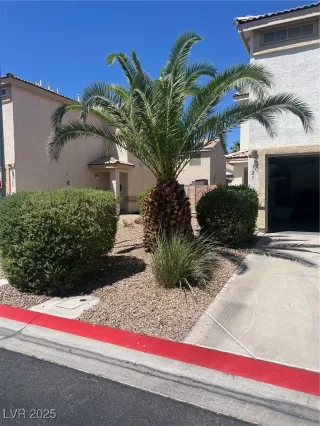 Photo #3: 2703697 Listing 