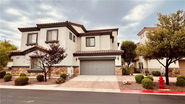 MLS: 2703711 Condo For Sale