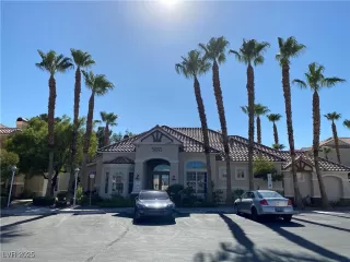 Photo #4: 2703720 Listing