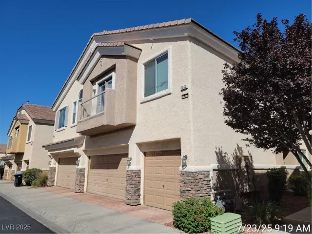 MLS: 2703724 Condo For Sale