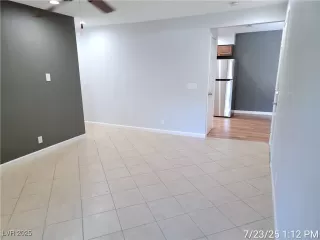 Photo #2: 2703726 Listing 