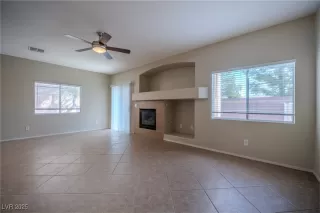 Photo #5: 2703768 Listing 