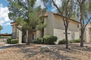 Photo #3: 2703776 Listing