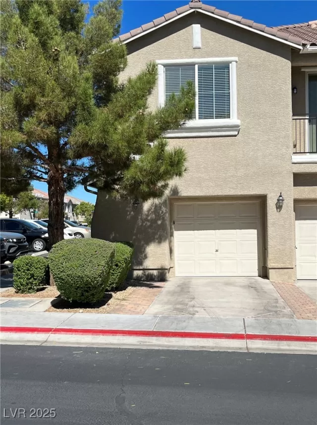 MLS: 2703786 Condo For Sale