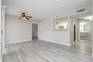 Photo #4: 2703803 Listing 