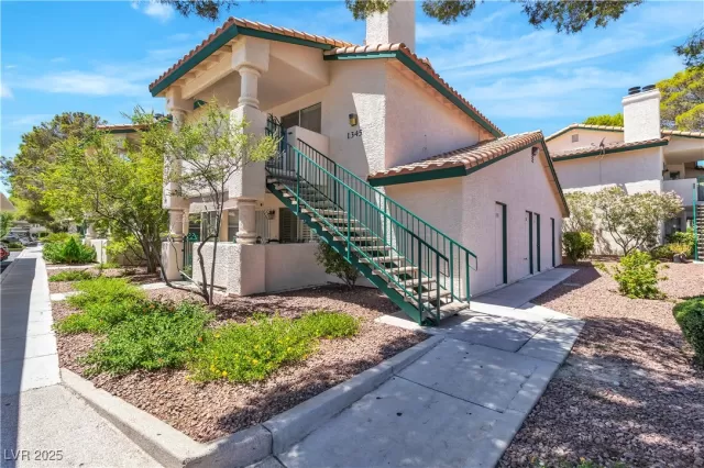 MLS: 2703807 Condo For Sale