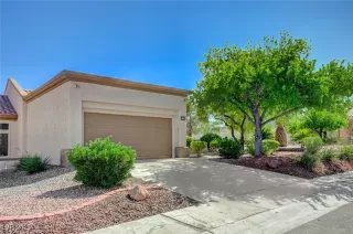 Photo #2: 2703833 Listing 