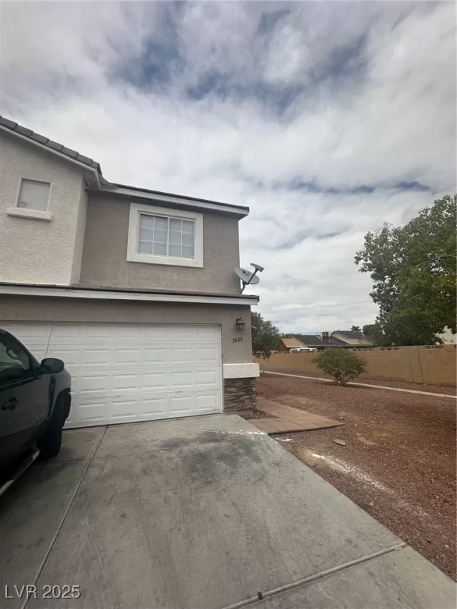 MLS: 2703865 Condo For Sale