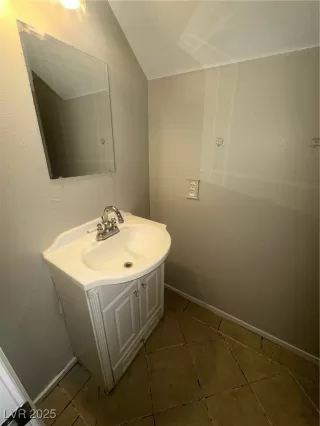 Photo #6: 2703865 Listing 