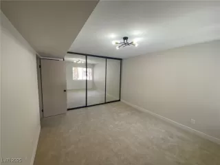 Photo #3: 2703870 Listing 