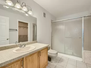 Photo #5: 2703882 Listing 